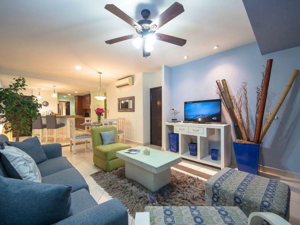 Breathtaking Villa Magna Beachfront Condo, 3 Bedrooms Sleeps 6 Nuevo Vallarta Buitenkant foto