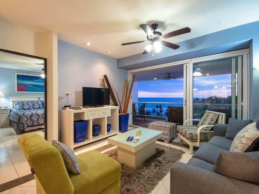 Breathtaking Villa Magna Beachfront Condo, 3 Bedrooms Sleeps 6 Nuevo Vallarta Buitenkant foto